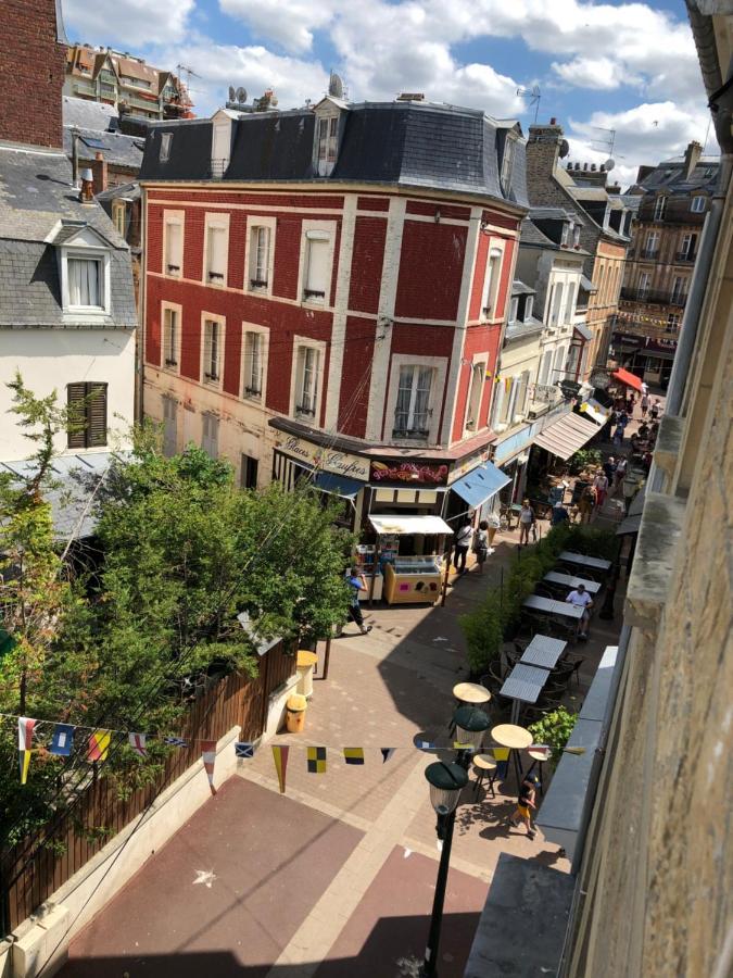 2 pièces- rue piétonne Trouville -Le petit juliana Extérieur photo